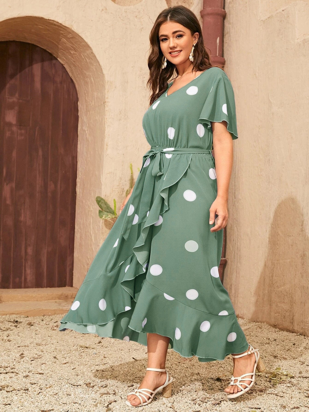 Vestido com estampa poá
