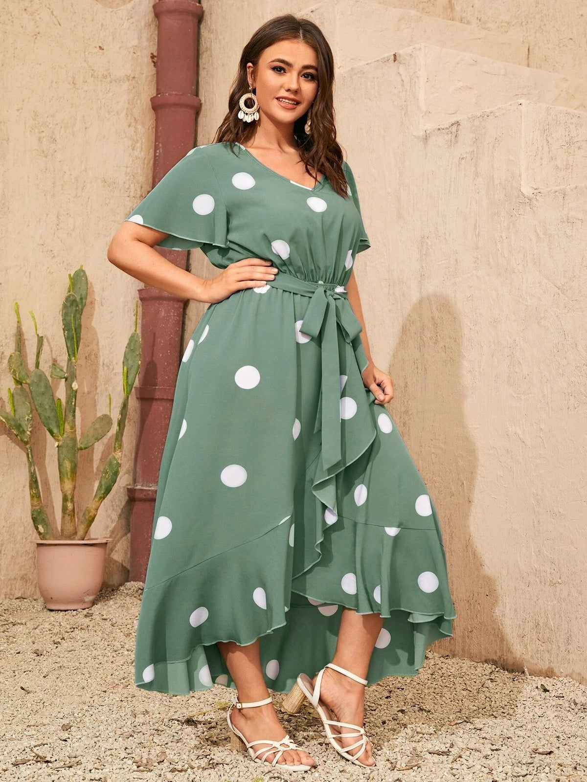 Vestido com estampa poá