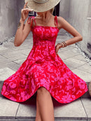 Vestido bainha com babado