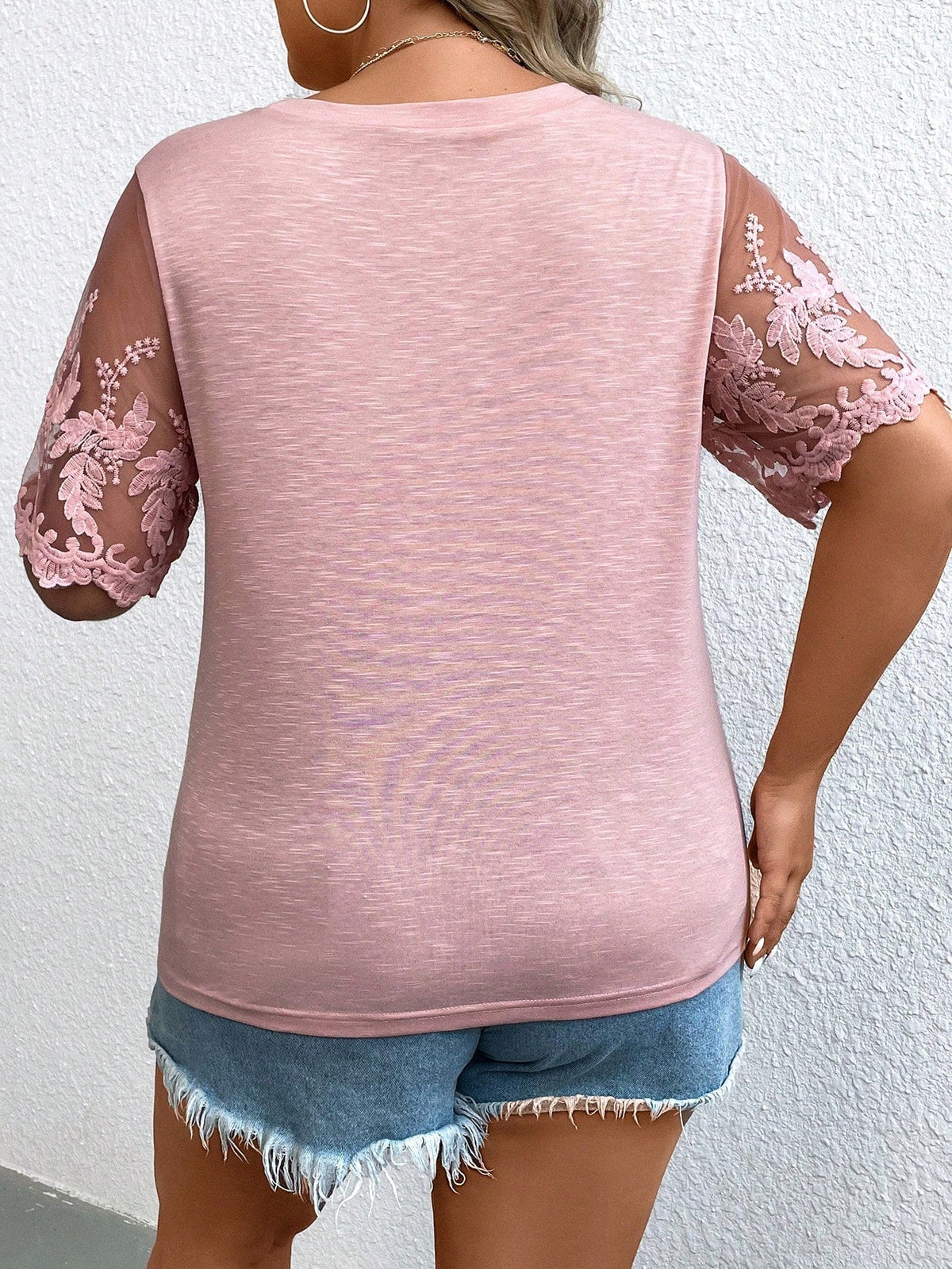 Blusa manga de renda