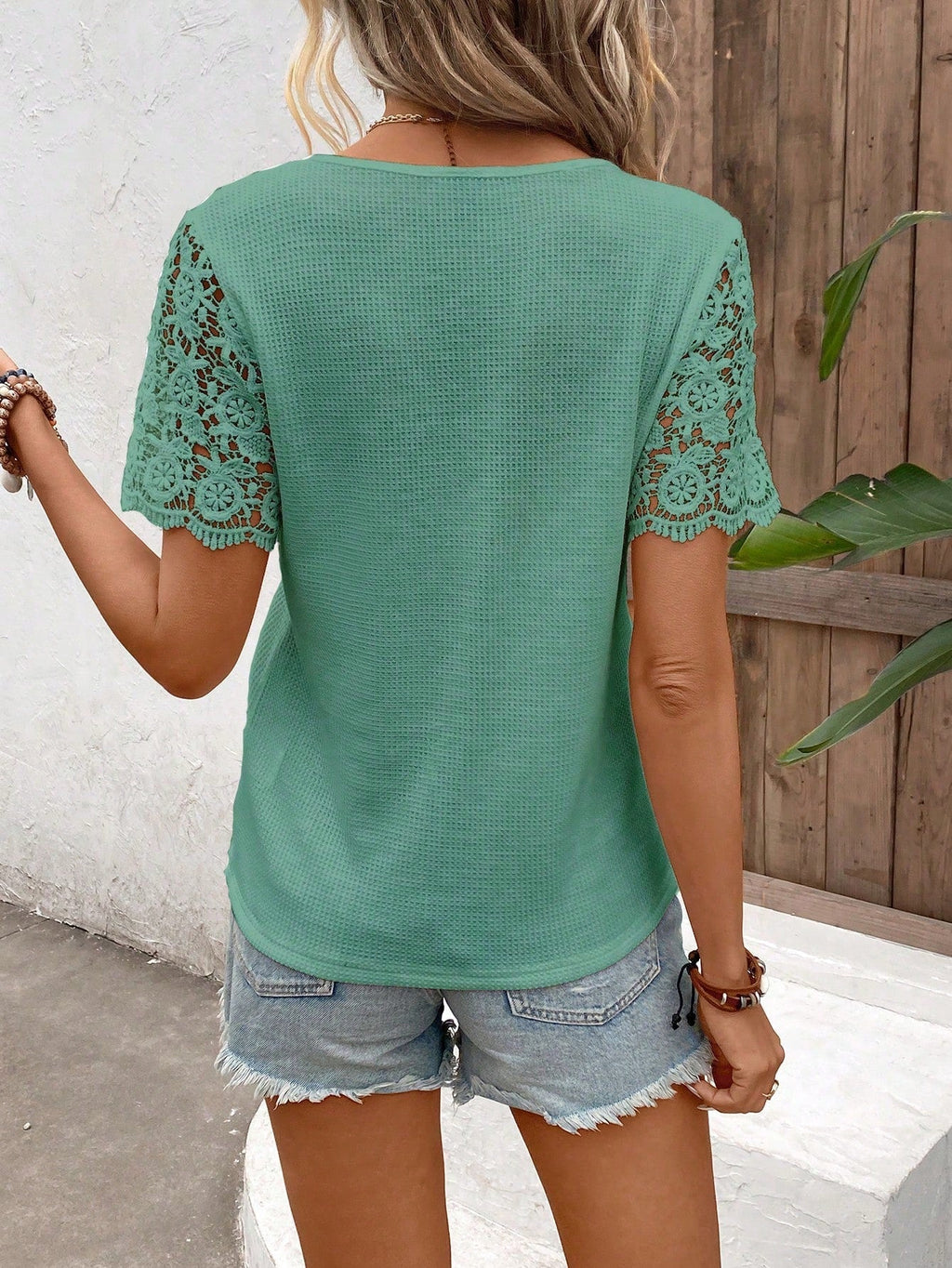 Blusa detalhe renda