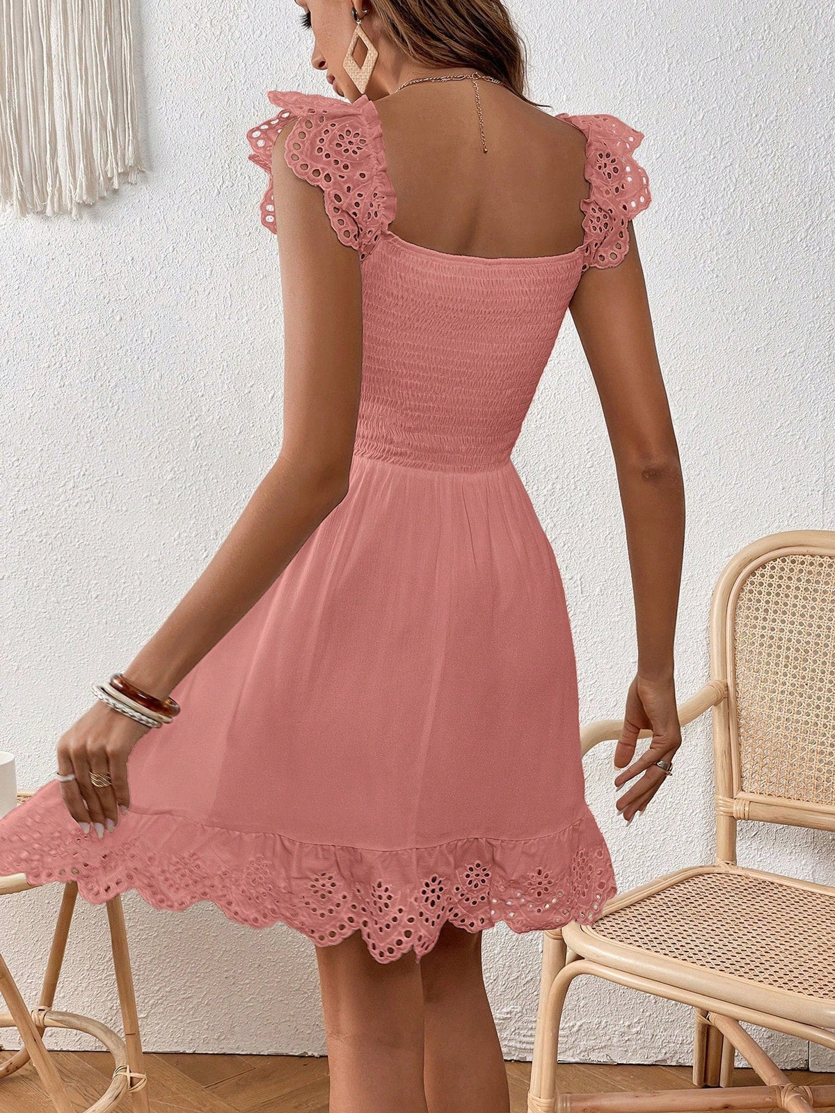 Vestido com renda