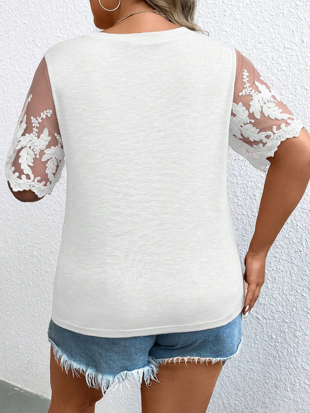 Blusa manga de renda