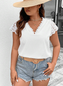 Blusa detalhe em renda
